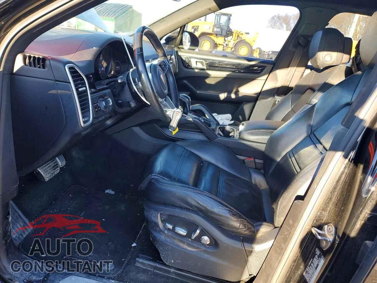 PORSCHE CAYENNE 2019 - WP1AB2AY3KDA63697