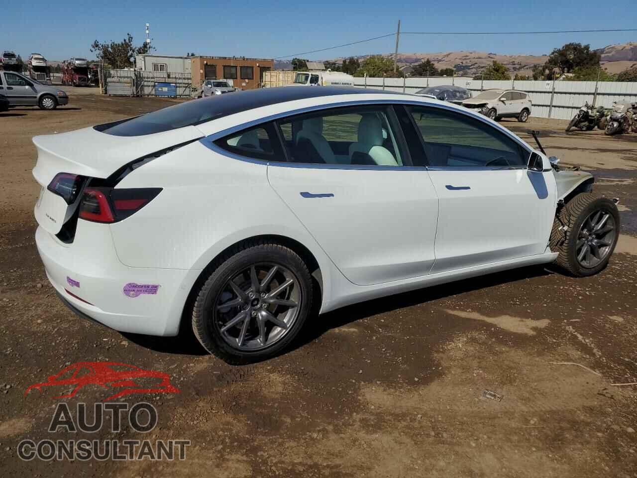 TESLA MODEL 3 2018 - 5YJ3E1EB5JF074886