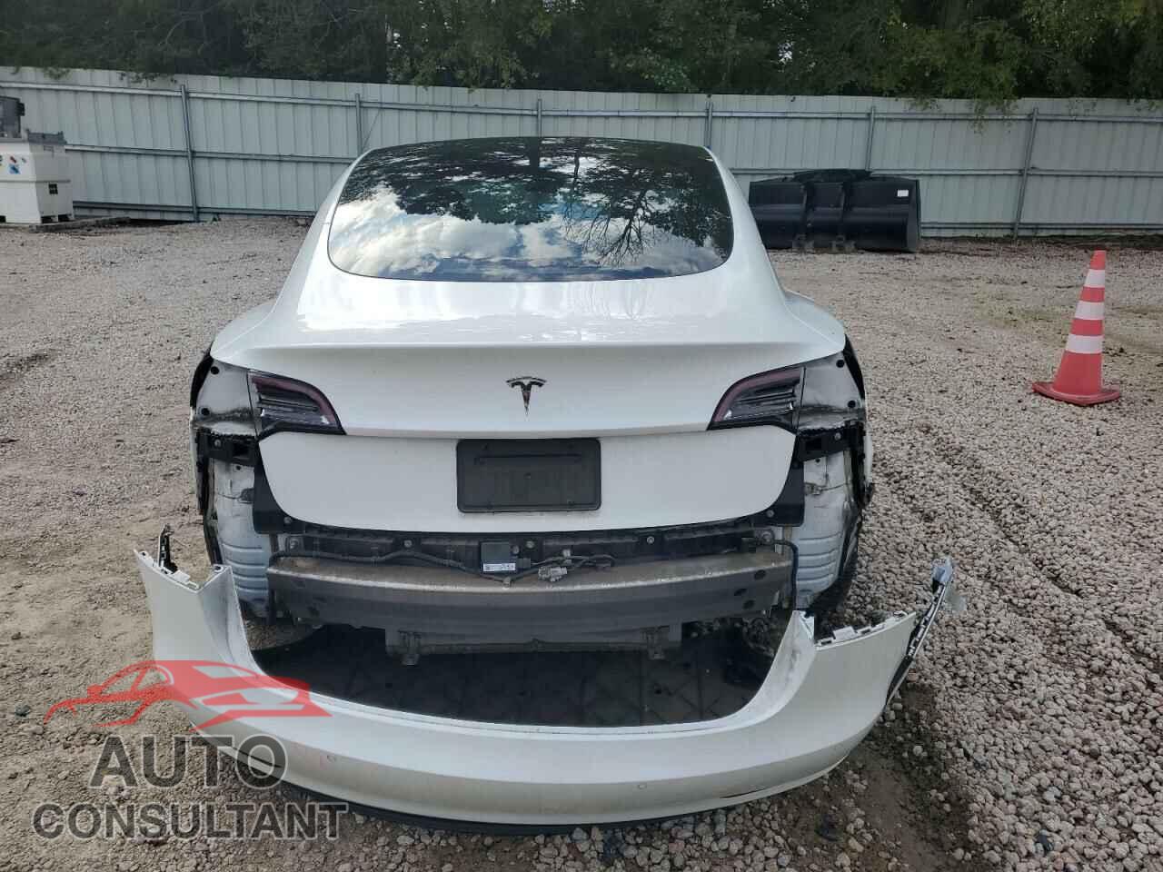 TESLA MODEL 3 2019 - 5YJ3E1EA9KF327118