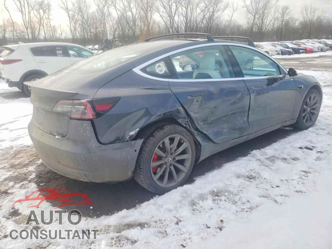 TESLA MODEL 3 2018 - 5YJ3E1EB5JF074385