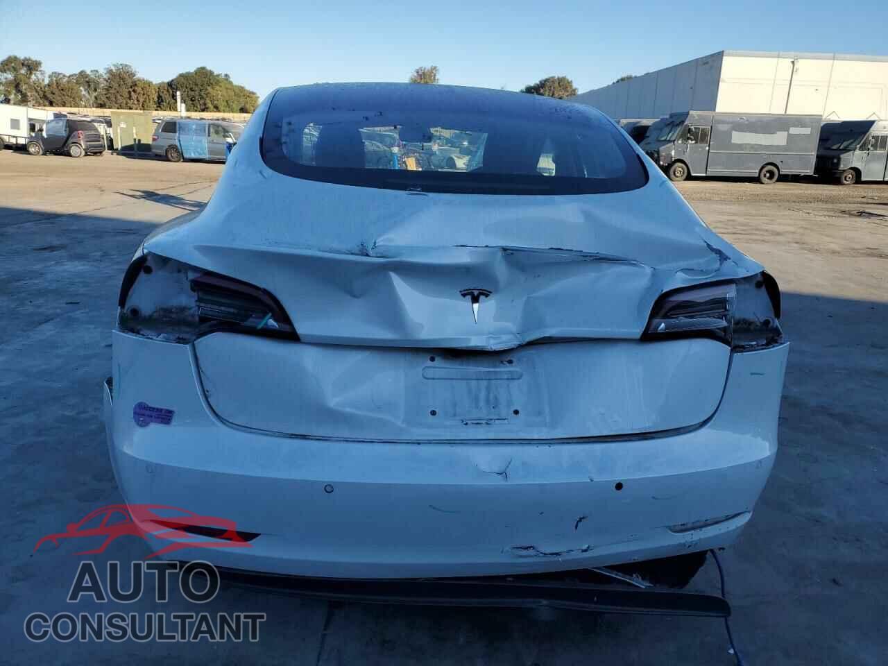 TESLA MODEL 3 2018 - 5YJ3E1EA8JF161866