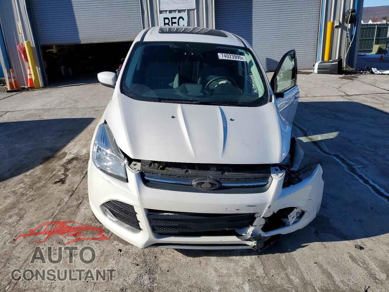 FORD ESCAPE 2013 - 1FMCU9G96DUC02104