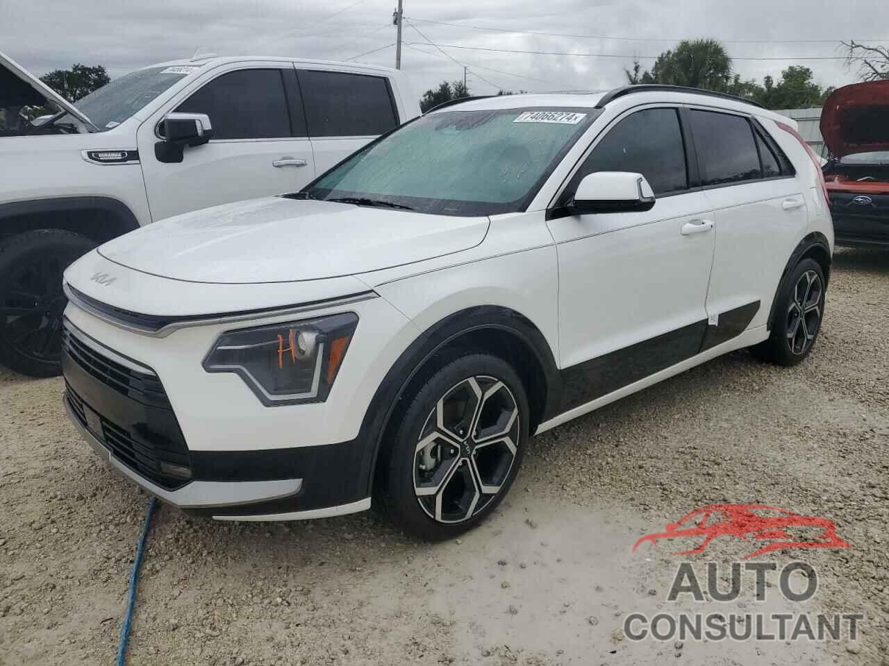 KIA NIRO 2023 - KNDCR3LE7P5041685