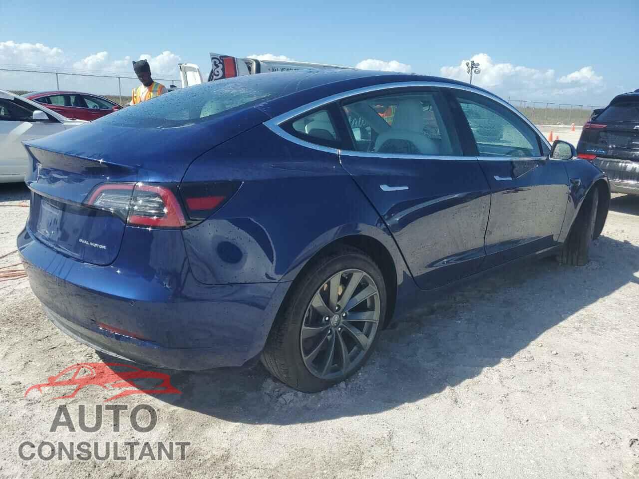 TESLA MODEL 3 2018 - 5YJ3E1EBXJF086029