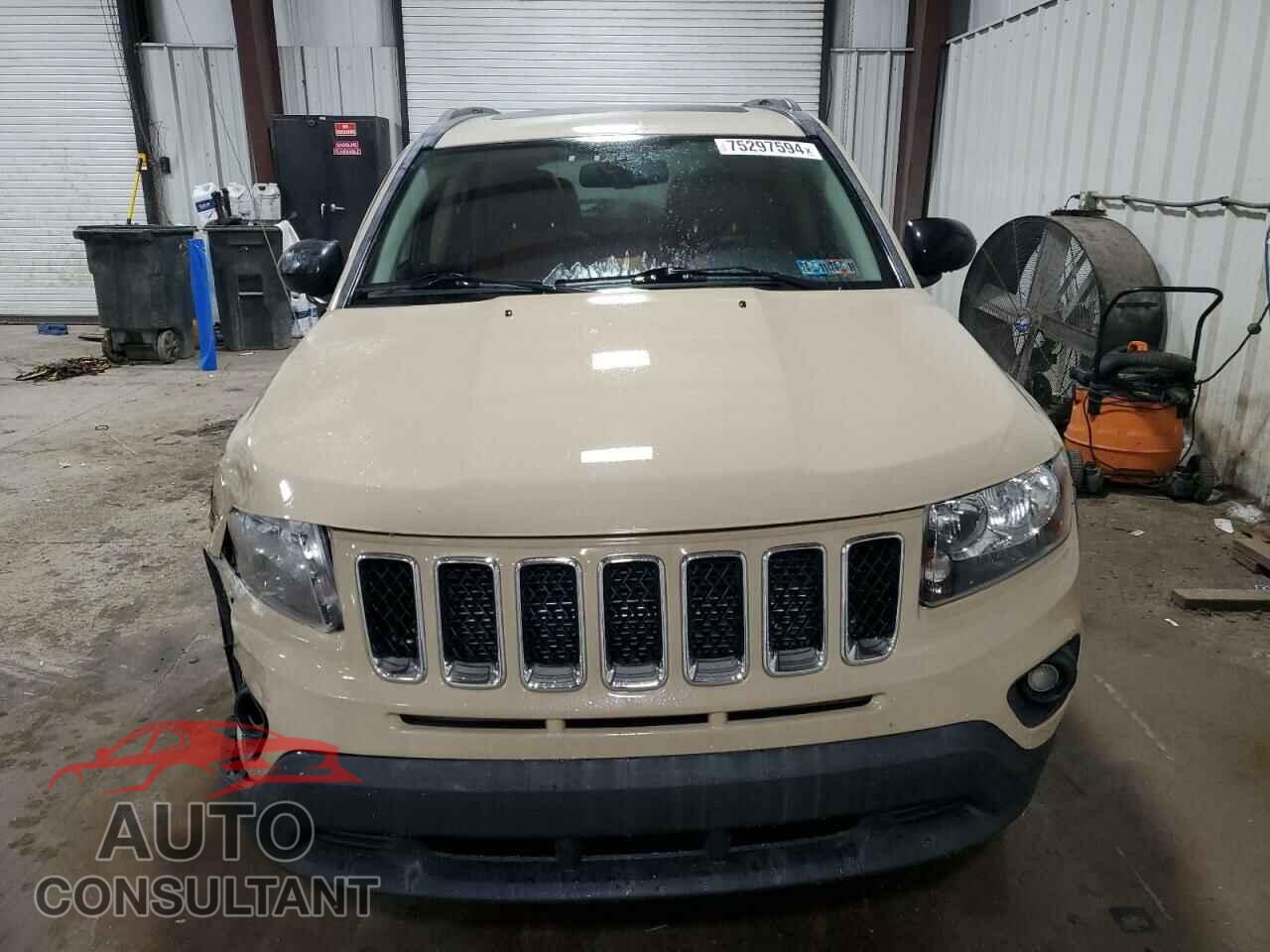 JEEP COMPASS 2017 - 1C4NJDEBXHD125287