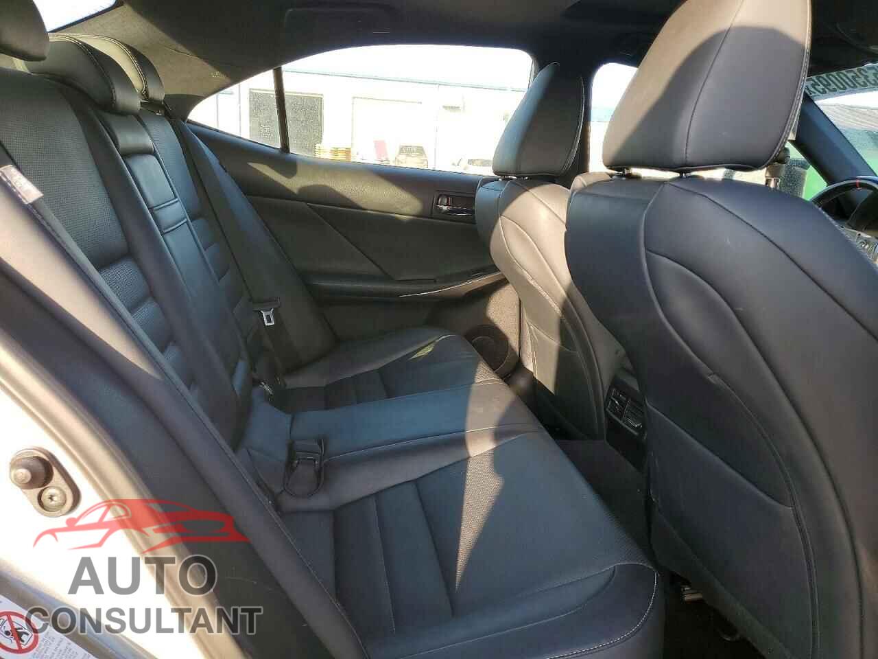 LEXUS IS 2016 - JTHCE1D20G5010636