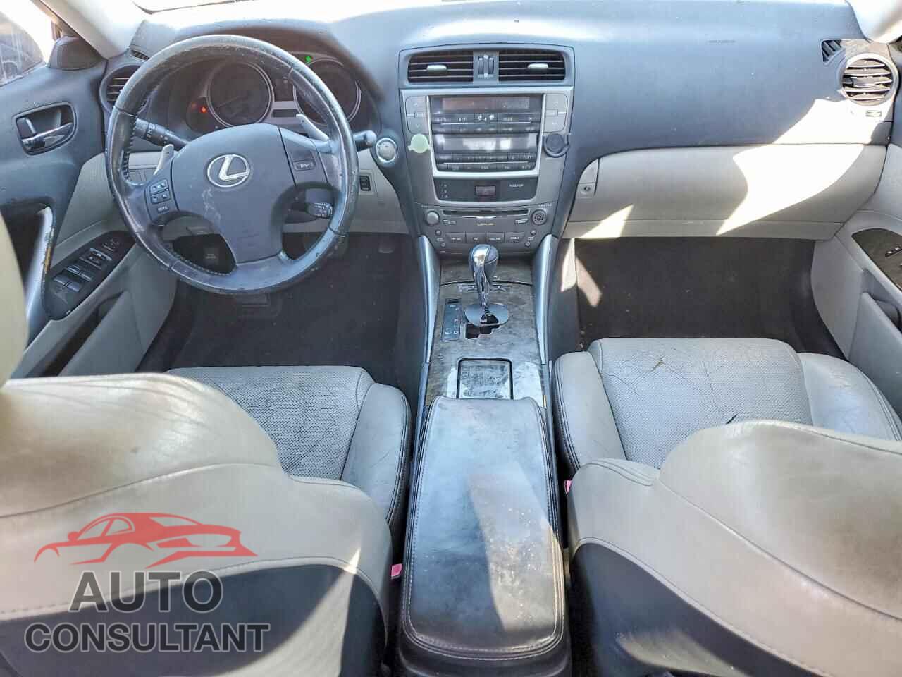 LEXUS IS 2009 - JTHBK262495105355