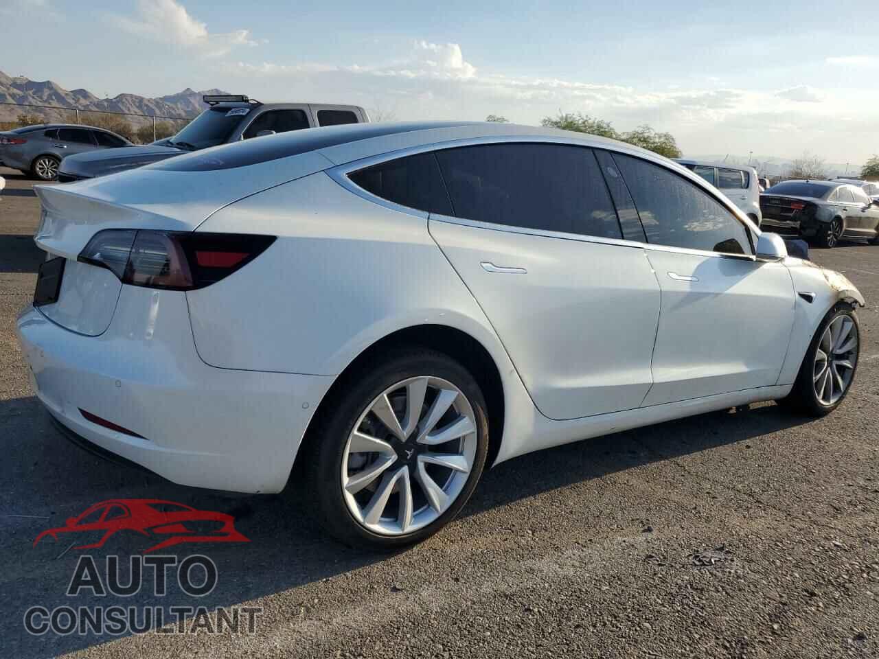 TESLA MODEL 3 2019 - 5YJ3E1EA5KF486928