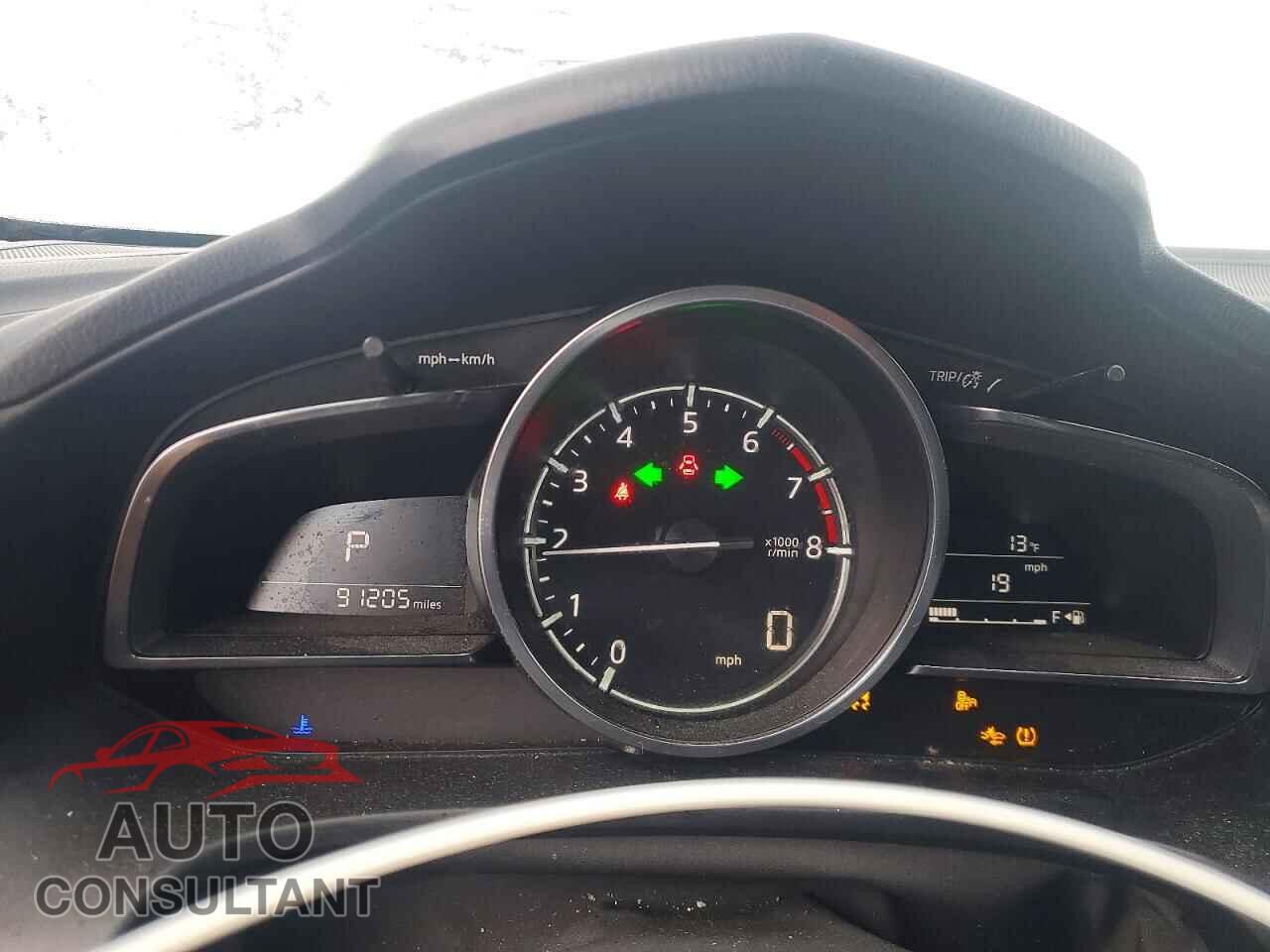 MAZDA 3 2018 - 3MZBN1W39JM200467