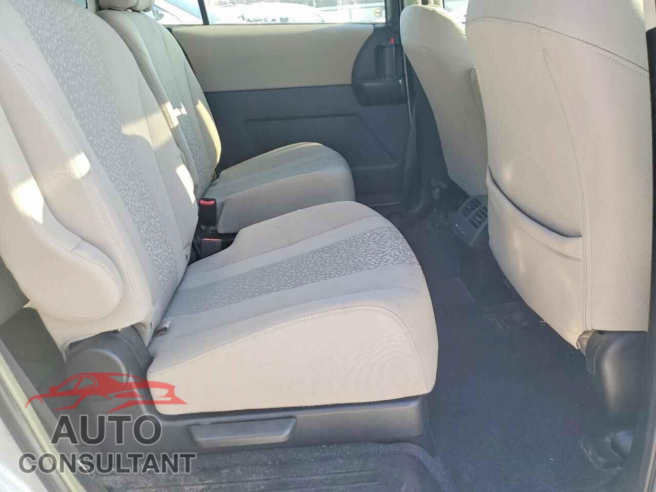 MAZDA 5 2012 - JM1CW2BL6C0132957