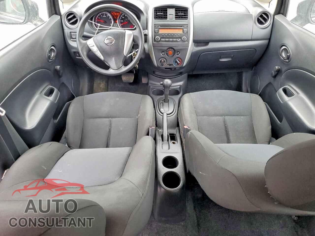NISSAN VERSA 2016 - 3N1CE2CP0GL365636