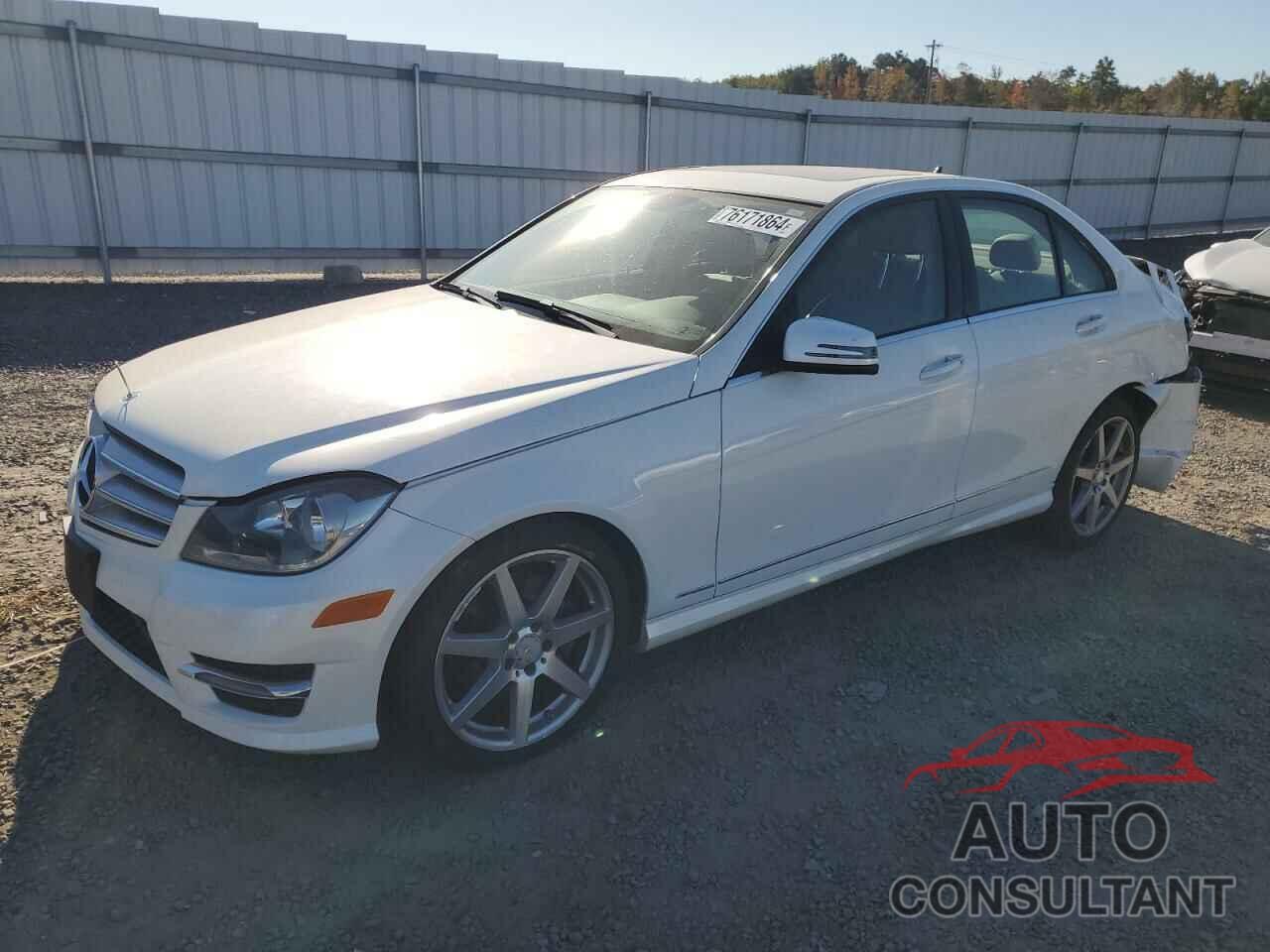 MERCEDES-BENZ C-CLASS 2013 - WDDGF8AB2DR287733