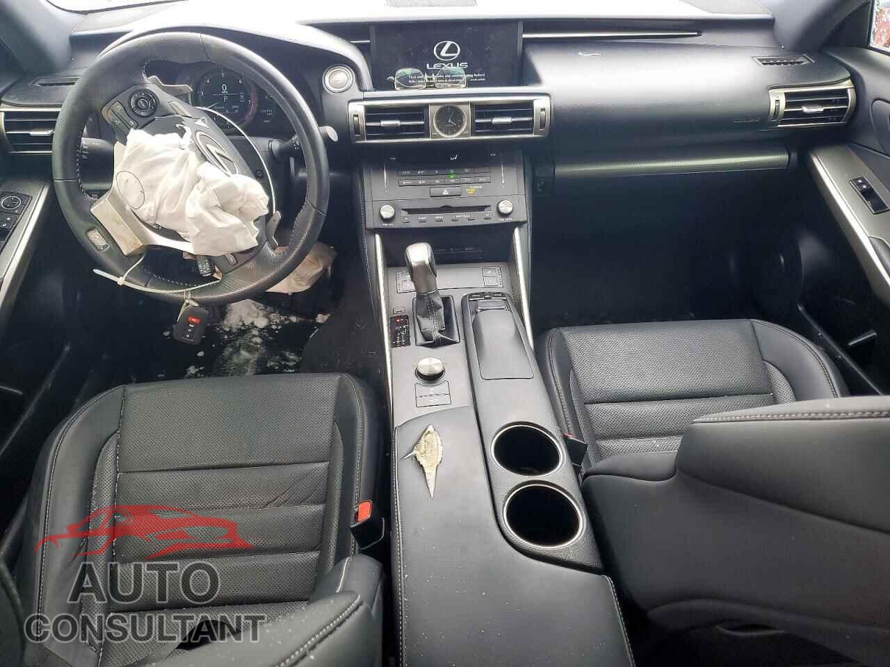 LEXUS IS 2015 - JTHCF1D23F5024767