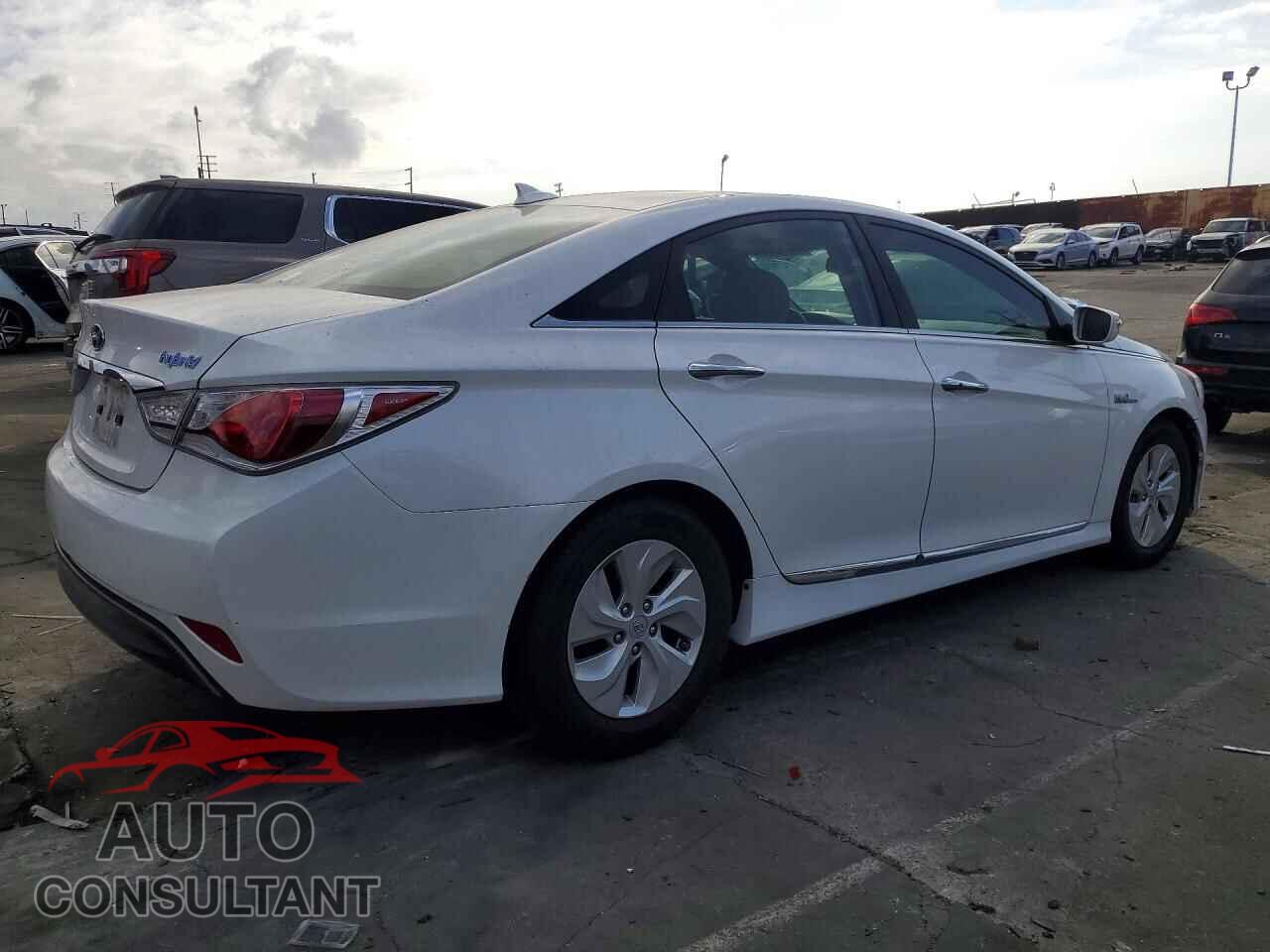 HYUNDAI SONATA 2015 - KMHEC4A44FA139620