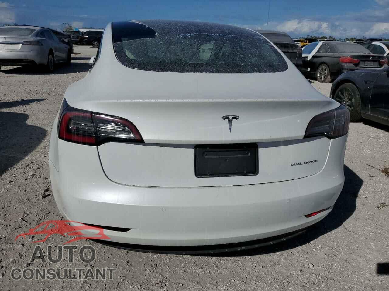 TESLA MODEL 3 2020 - 5YJ3E1EB3LF791323