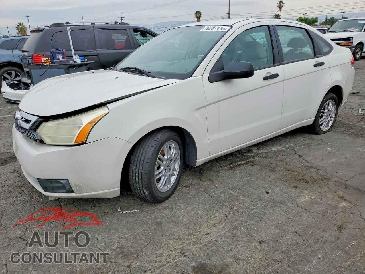 FORD FOCUS 2011 - 1FAHP3FN0BW108577