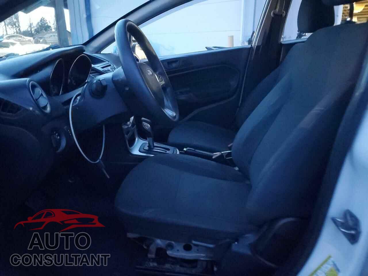 FORD FIESTA 2017 - 3FADP4EJ2HM122394
