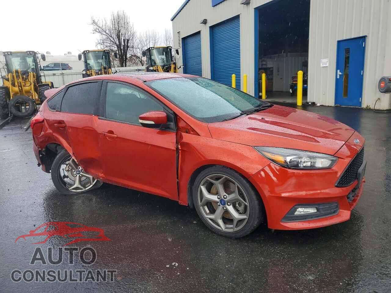 FORD FOCUS 2018 - 1FADP3L93JL282956
