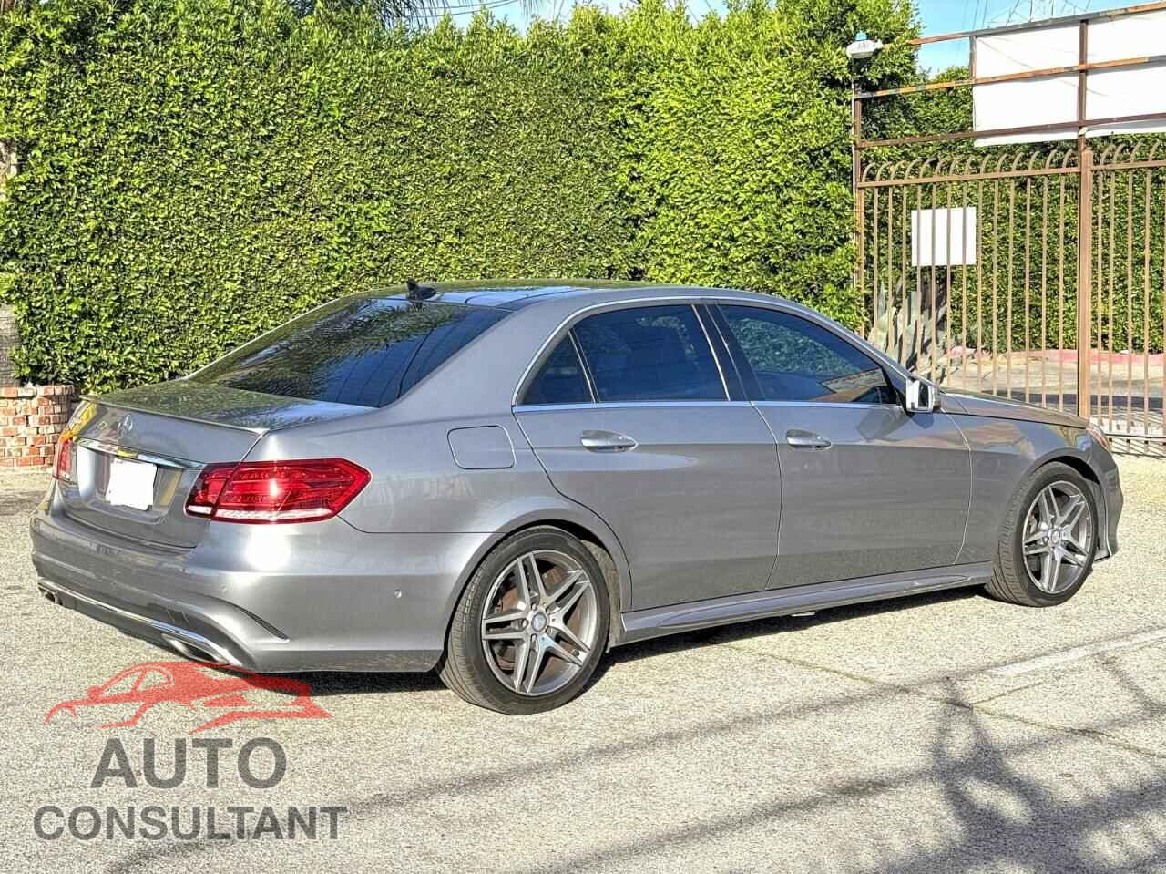 MERCEDES-BENZ E-CLASS 2015 - WDDHF5KB2FB105848