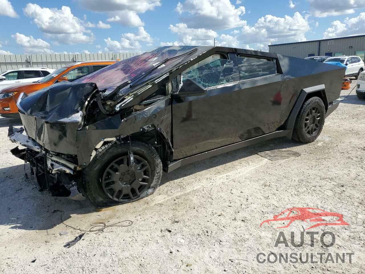 TESLA CYBERTRUCK 2024 - 7G2CEHED9RA008051