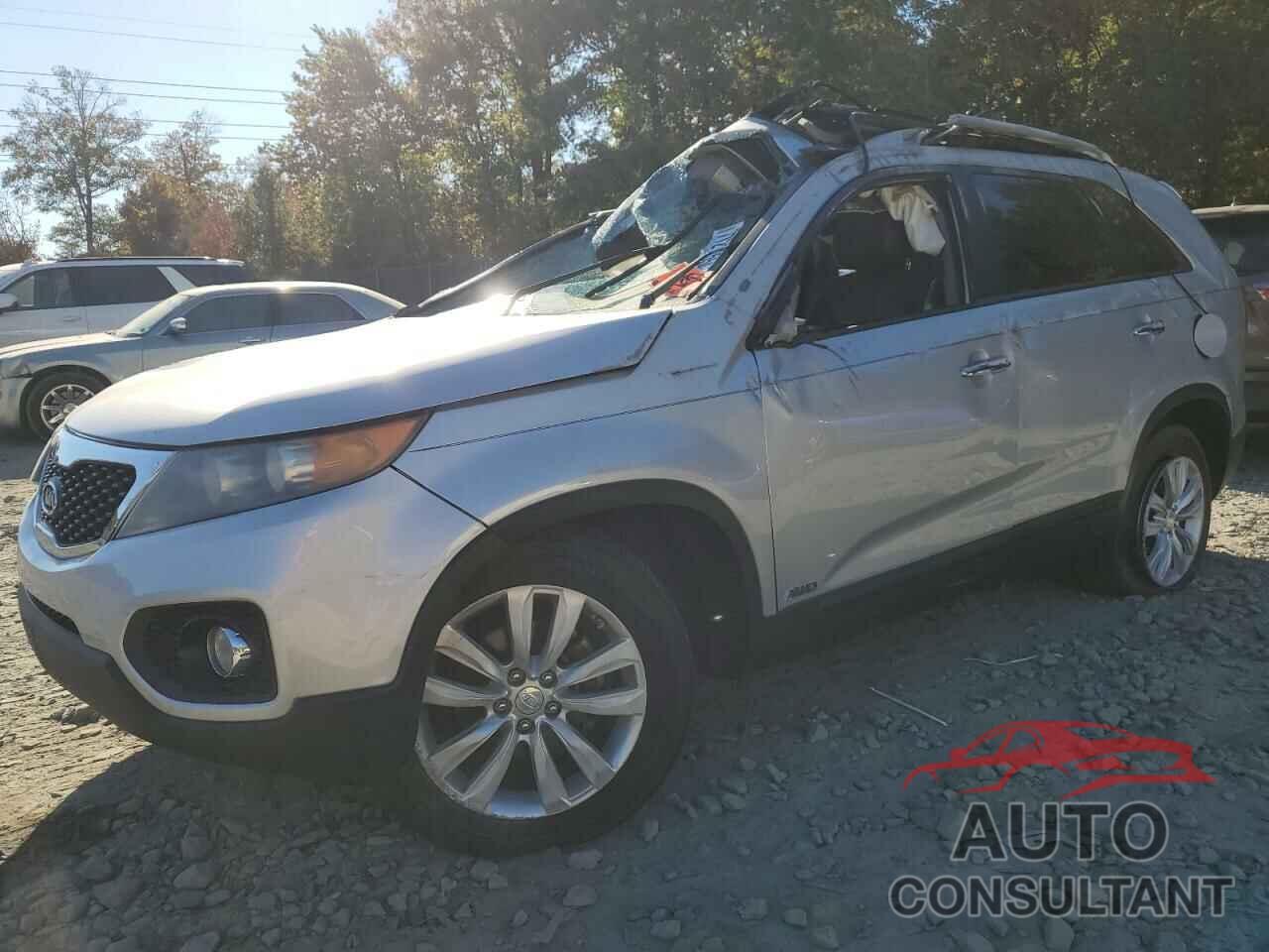 KIA SORENTO 2011 - 5XYKUDA26BG040858