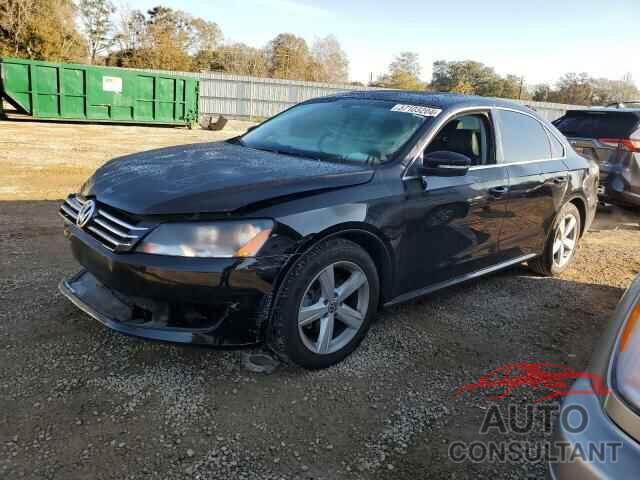 VOLKSWAGEN PASSAT 2013 - 1VWBH7A39DC052571