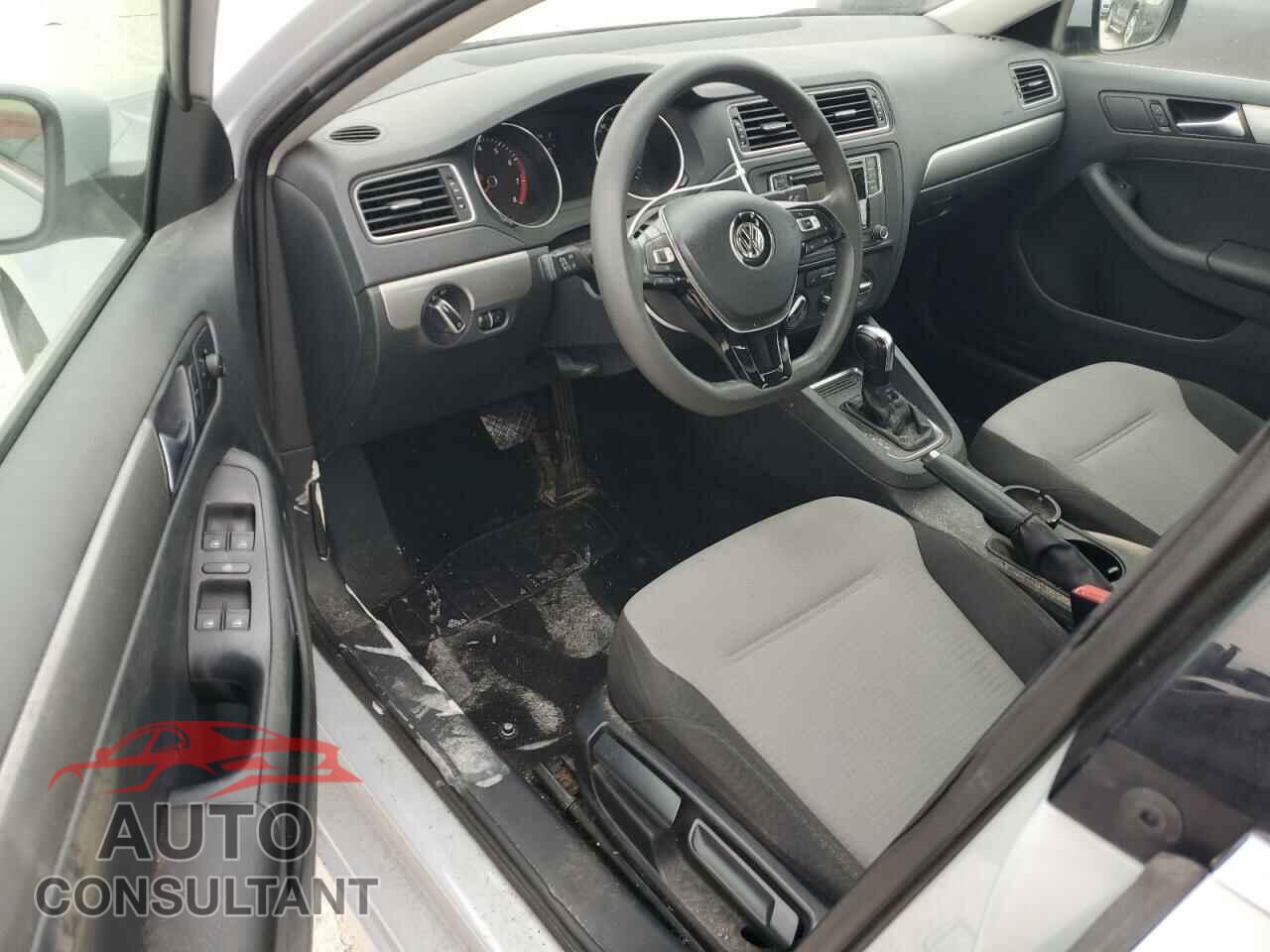 VOLKSWAGEN JETTA 2017 - 3VW2B7AJ6HM261156