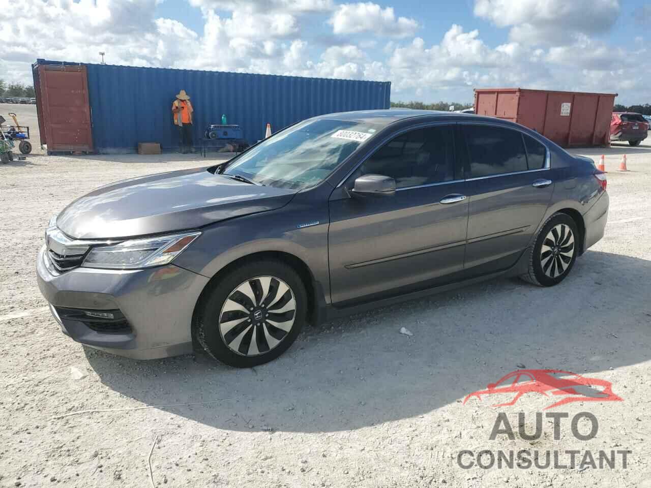 HONDA ACCORD 2017 - JHMCR6F76HC009174