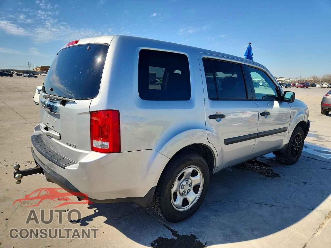HONDA PILOT 2013 - 5FNYF4H21DB001034