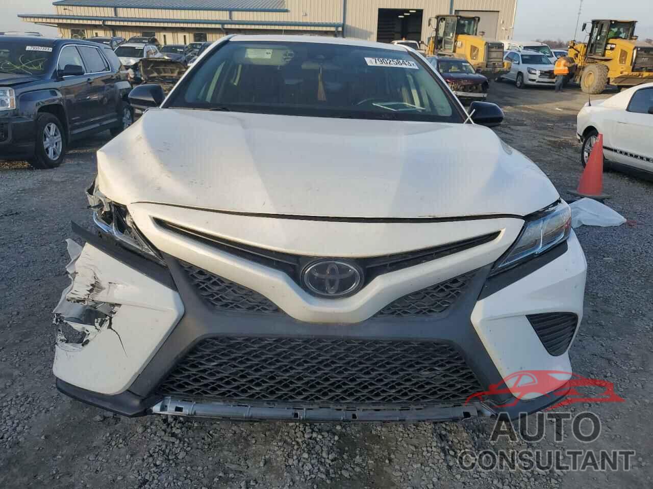 TOYOTA CAMRY 2019 - 4T1B11HK6KU273193