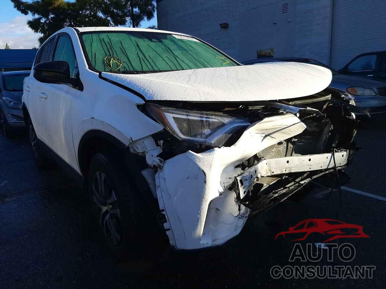 TOYOTA RAV4 2018 - 2T3ZFREV9JW510973