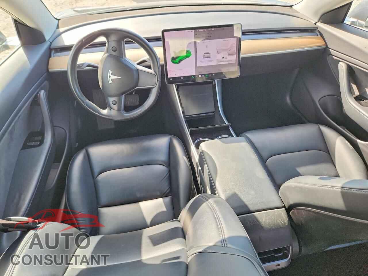 TESLA MODEL 3 2018 - 5YJ3E1EA5JF041538