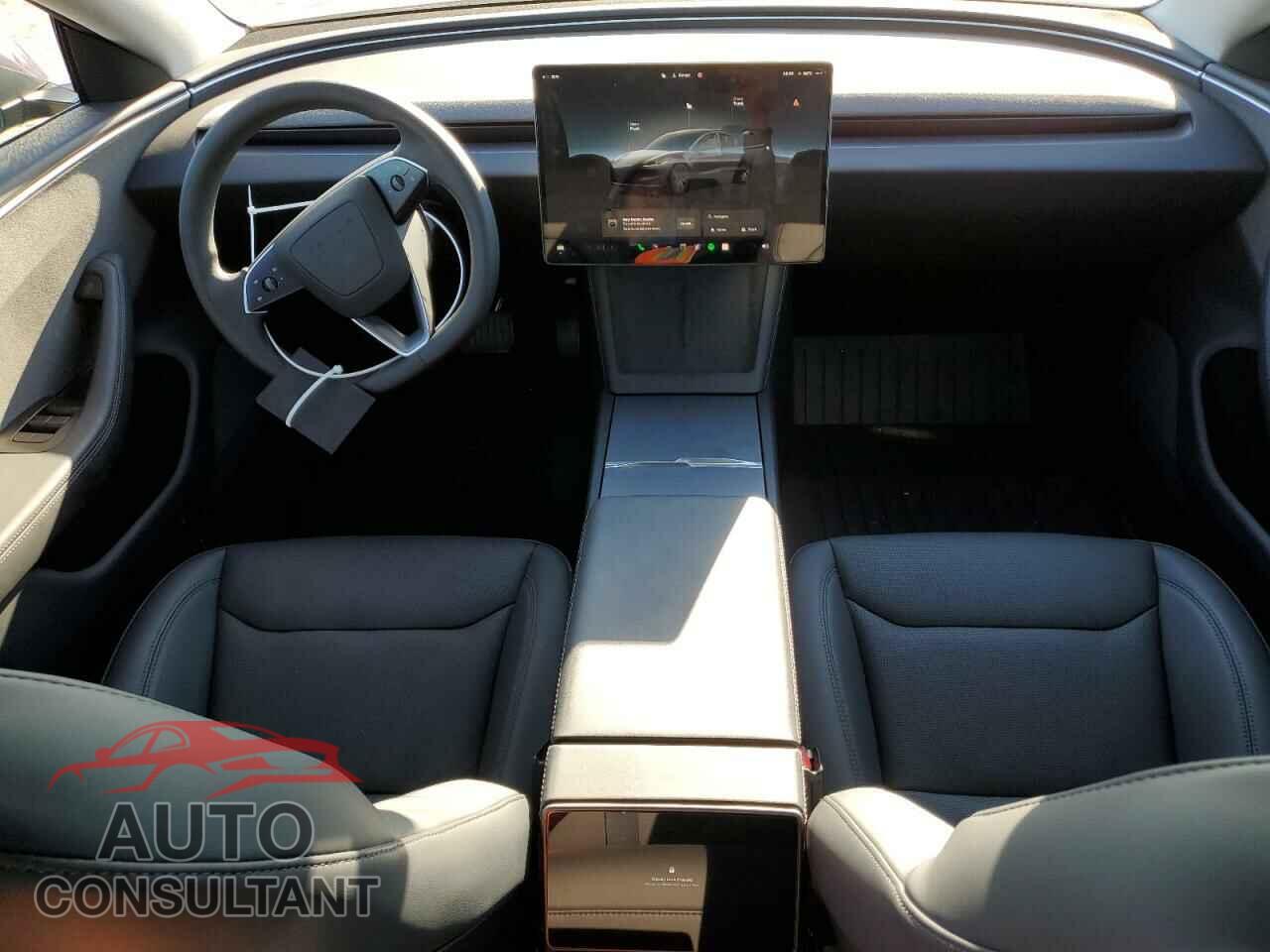 TESLA MODEL 3 2024 - 5YJ3E1EAXRF786040