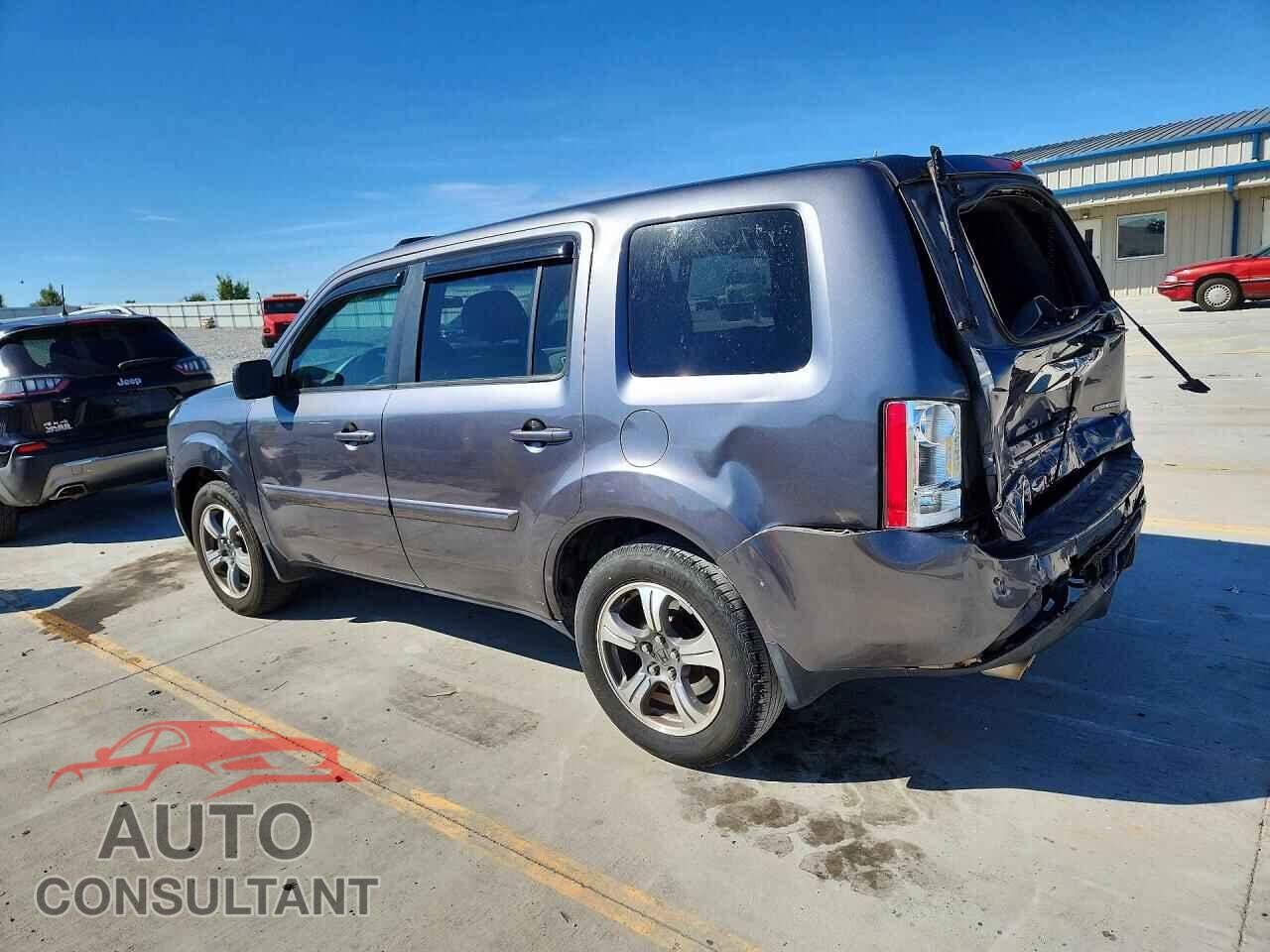 HONDA PILOT 2015 - 5FNYF3H37FB005109