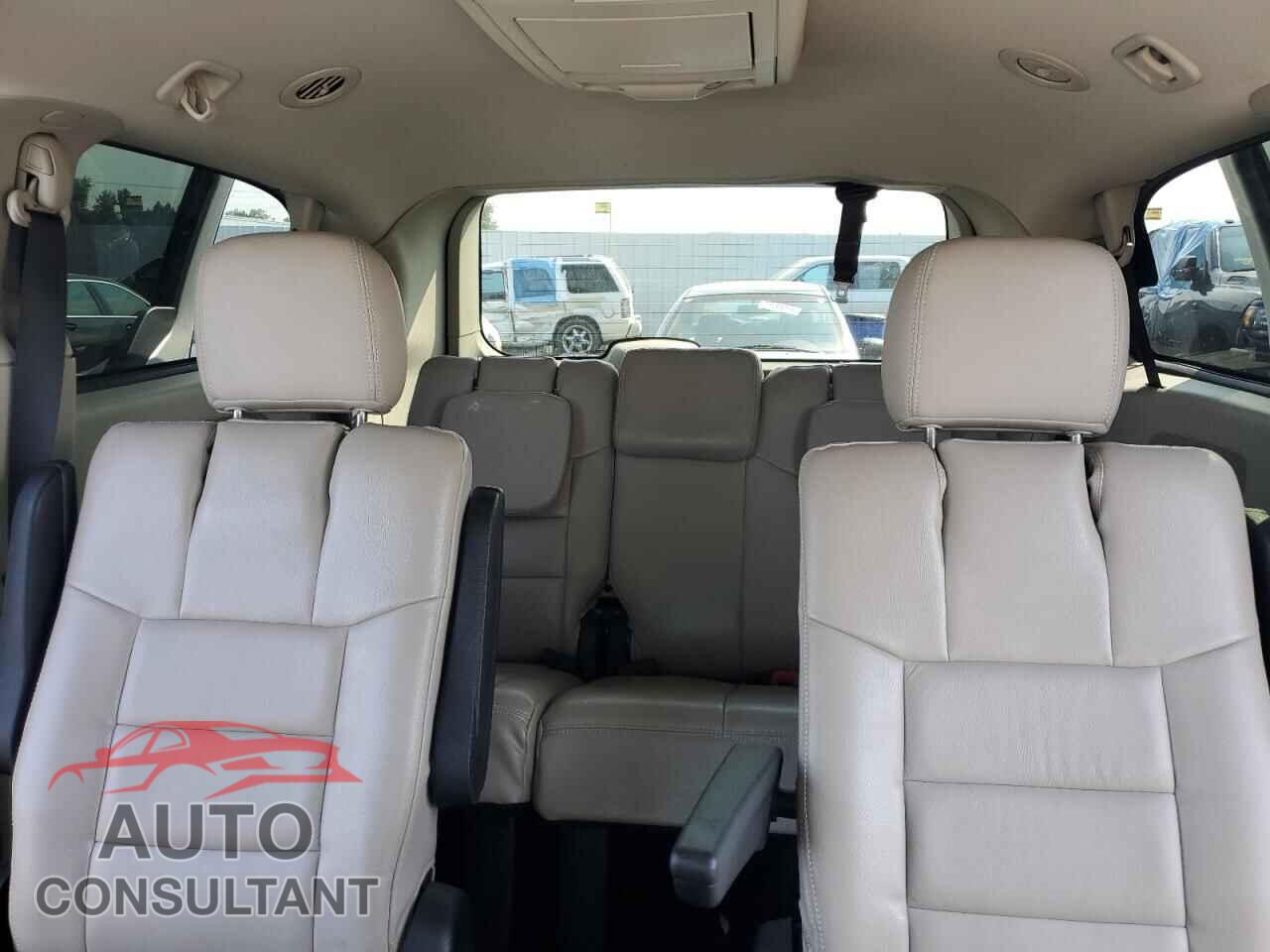 DODGE CARAVAN 2011 - 2D4RN5DG0BR689871