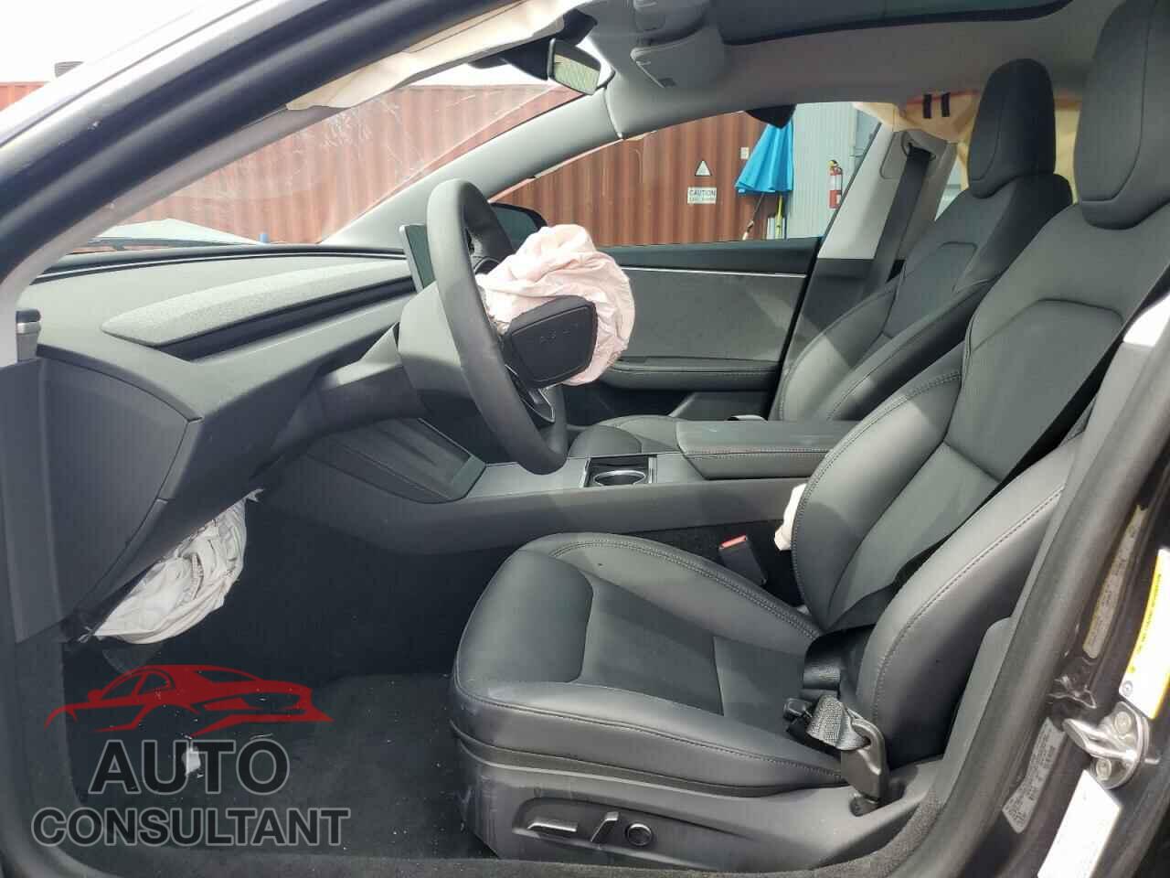 TESLA MODEL 3 2024 - 5YJ3E1EA1RF724493