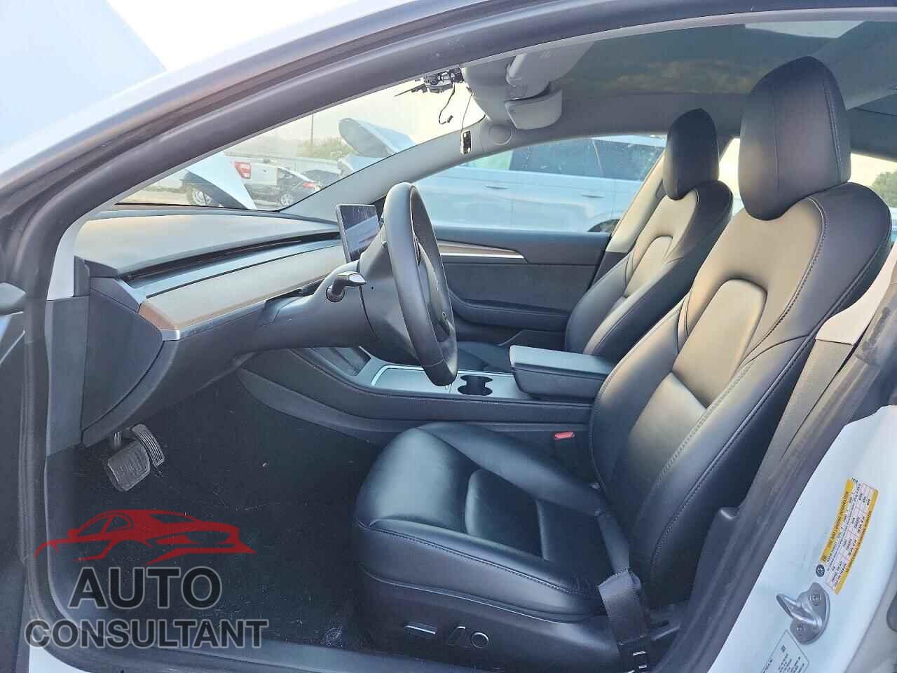 TESLA MODEL 3 2022 - 5YJ3E1EB7NF240749
