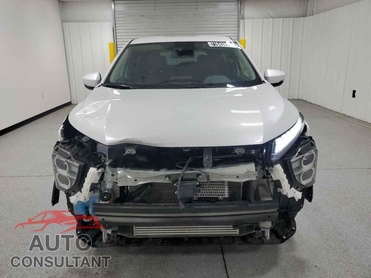MITSUBISHI ECLIPSE 2025 - JA4ATWAA6SZ040226