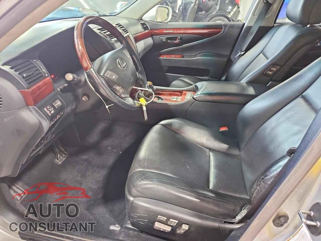 LEXUS LS460 2011 - JTHDL5EF3B5003000