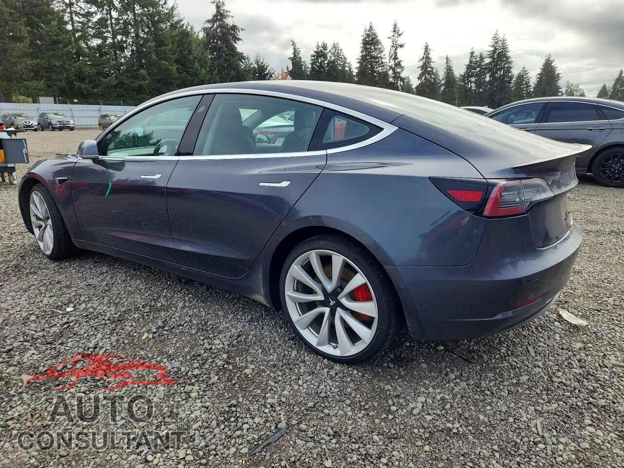 TESLA MODEL 3 2018 - 5YJ3E1EBXJF072907
