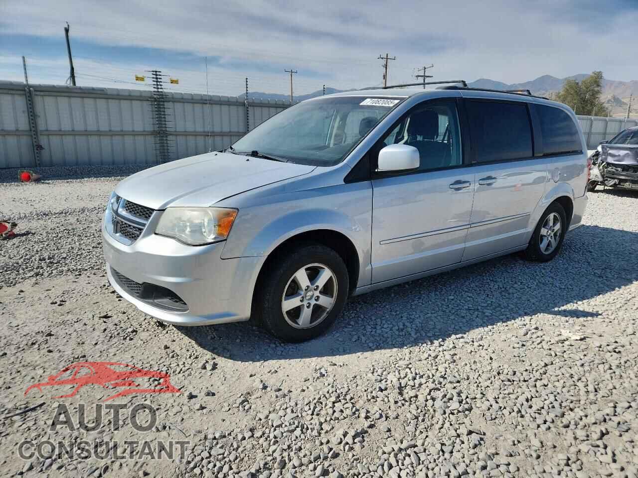 DODGE CARAVAN 2011 - 2D4RN3DG7BR728850