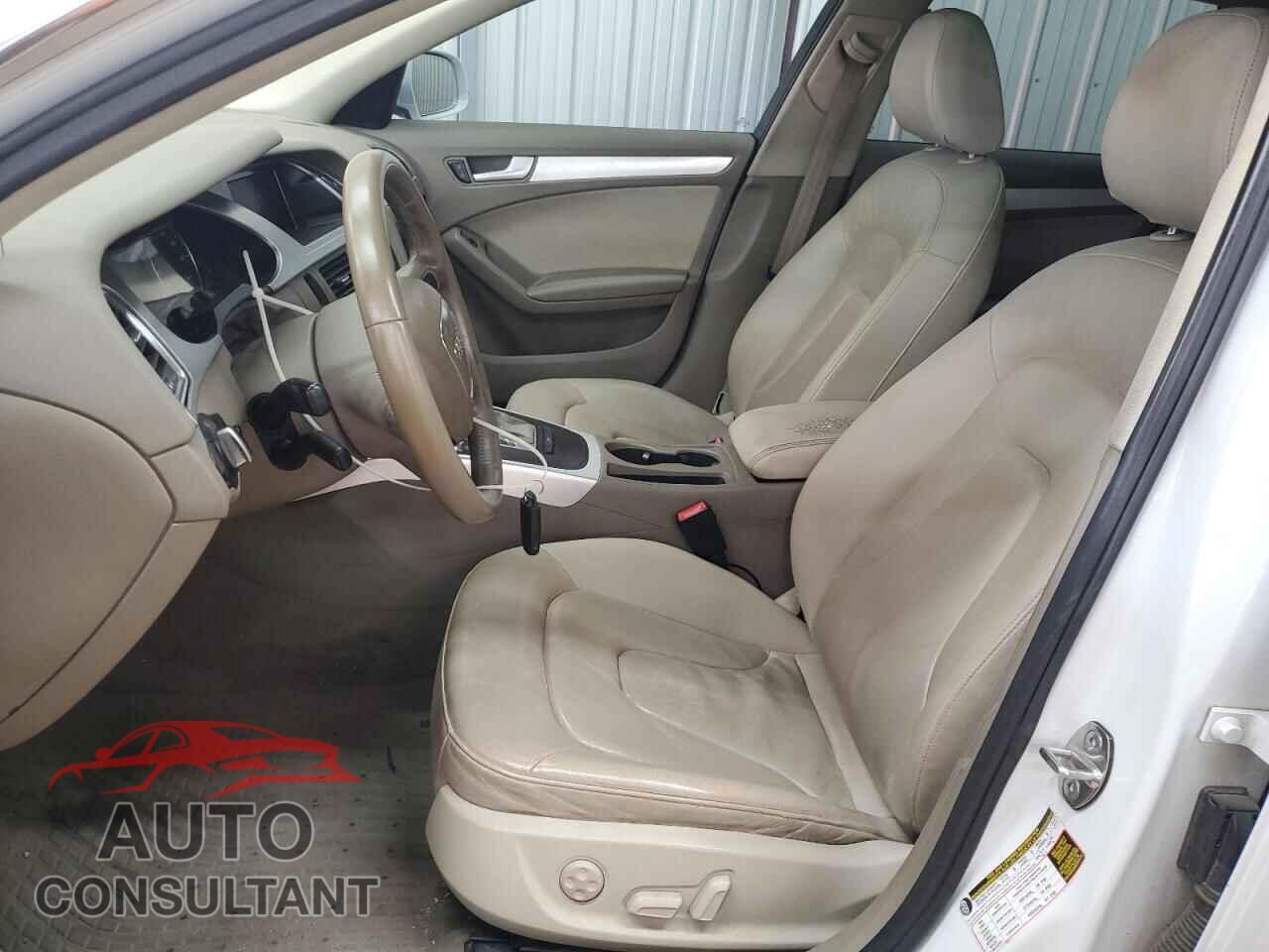 AUDI A4 2012 - WAUWFAFL7CA106084