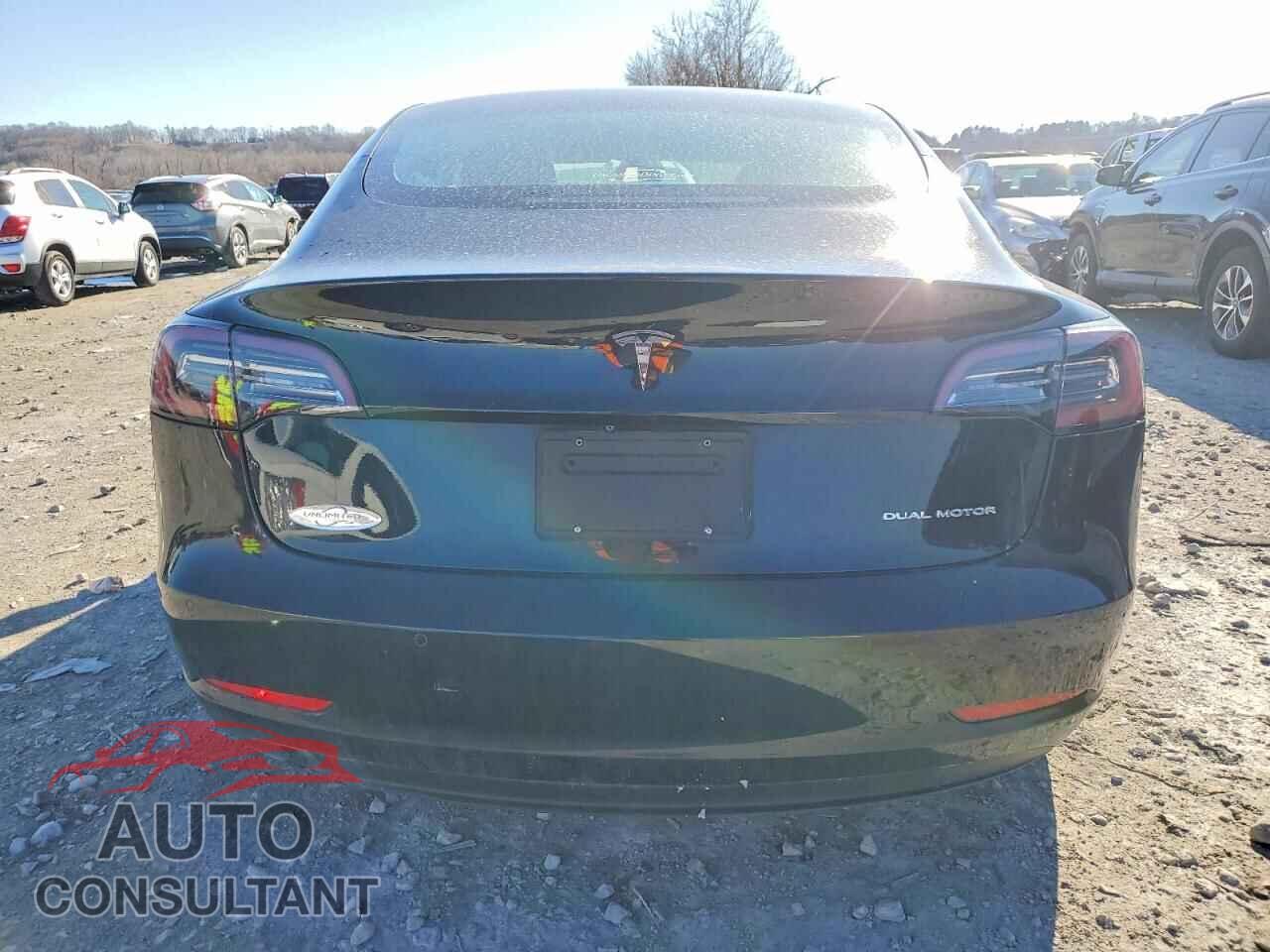 TESLA MODEL 3 2020 - 5YJ3E1EB2LF600118