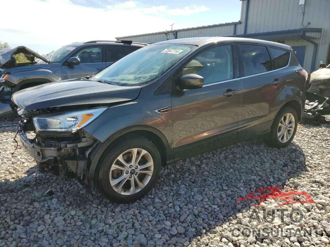 FORD ESCAPE 2017 - 1FMCU9GD6HUA69175