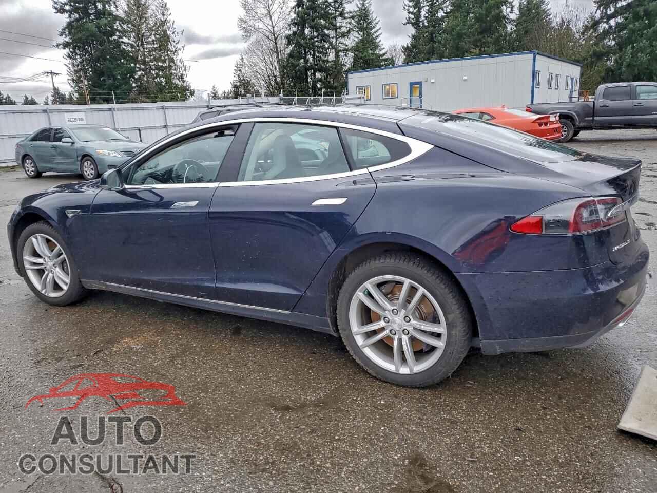 TESLA MODEL S 2013 - 5YJSA1CN2DFP03285
