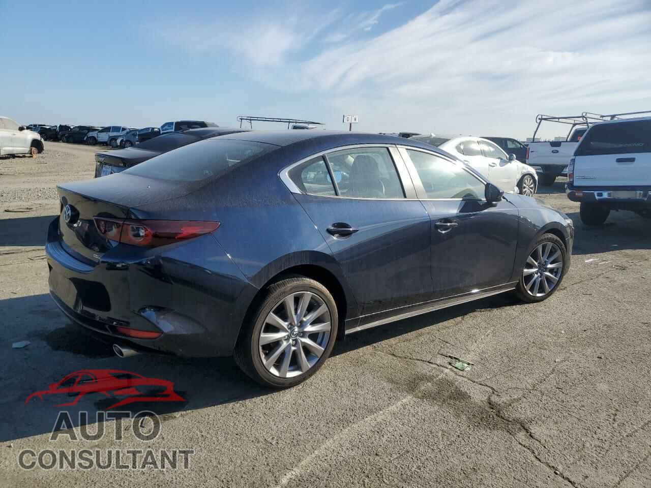 MAZDA 3 2023 - 3MZBPACM7PM379057