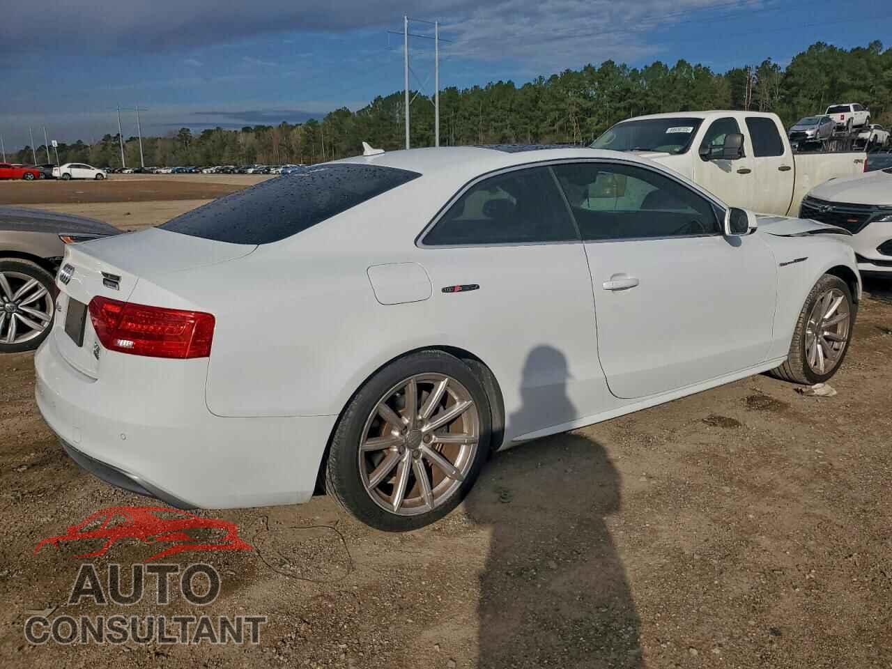 AUDI A5 2016 - WAUM2AFR2GA056885