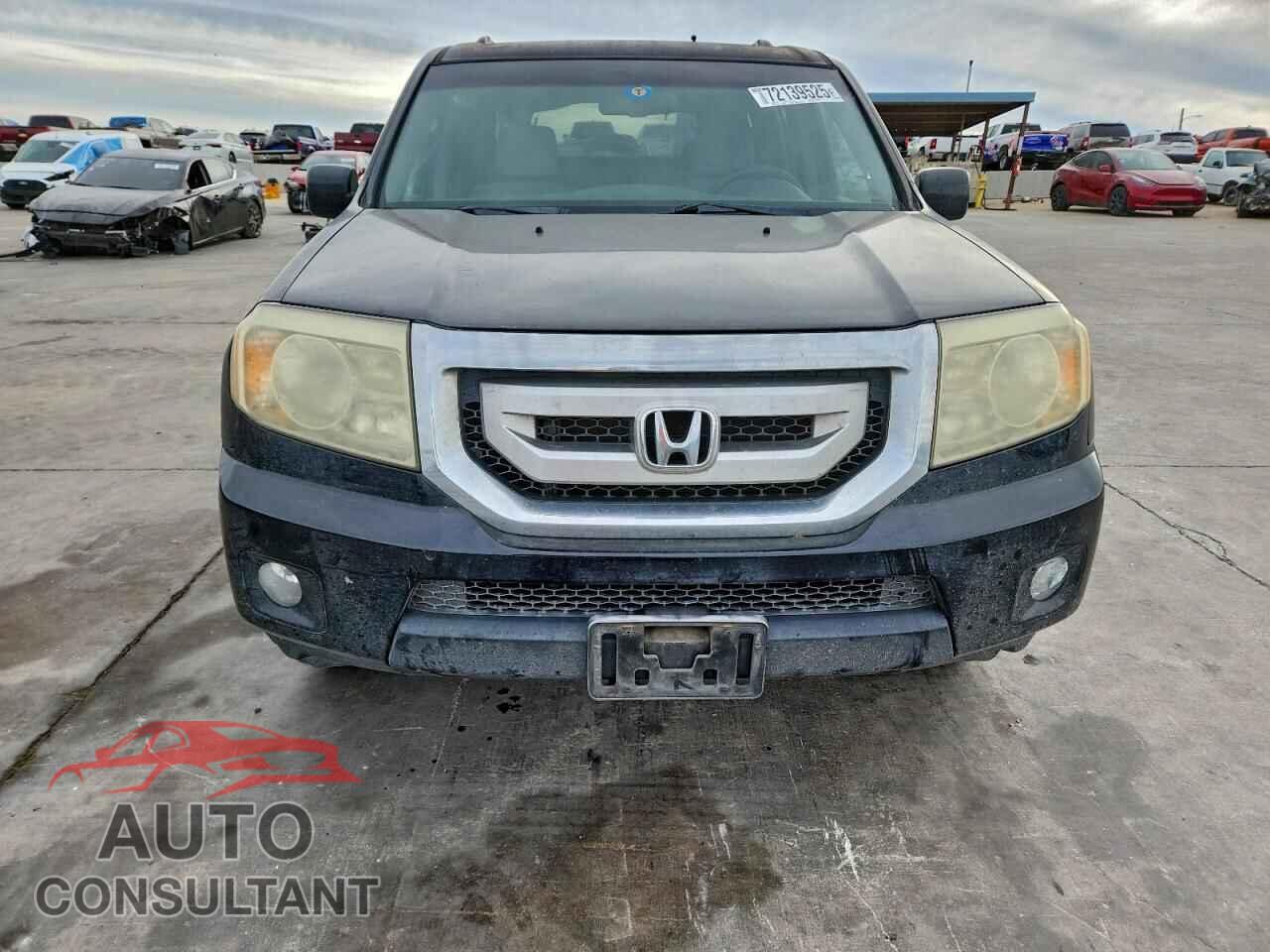 HONDA PILOT 2011 - 5FNYF4H49BB044101