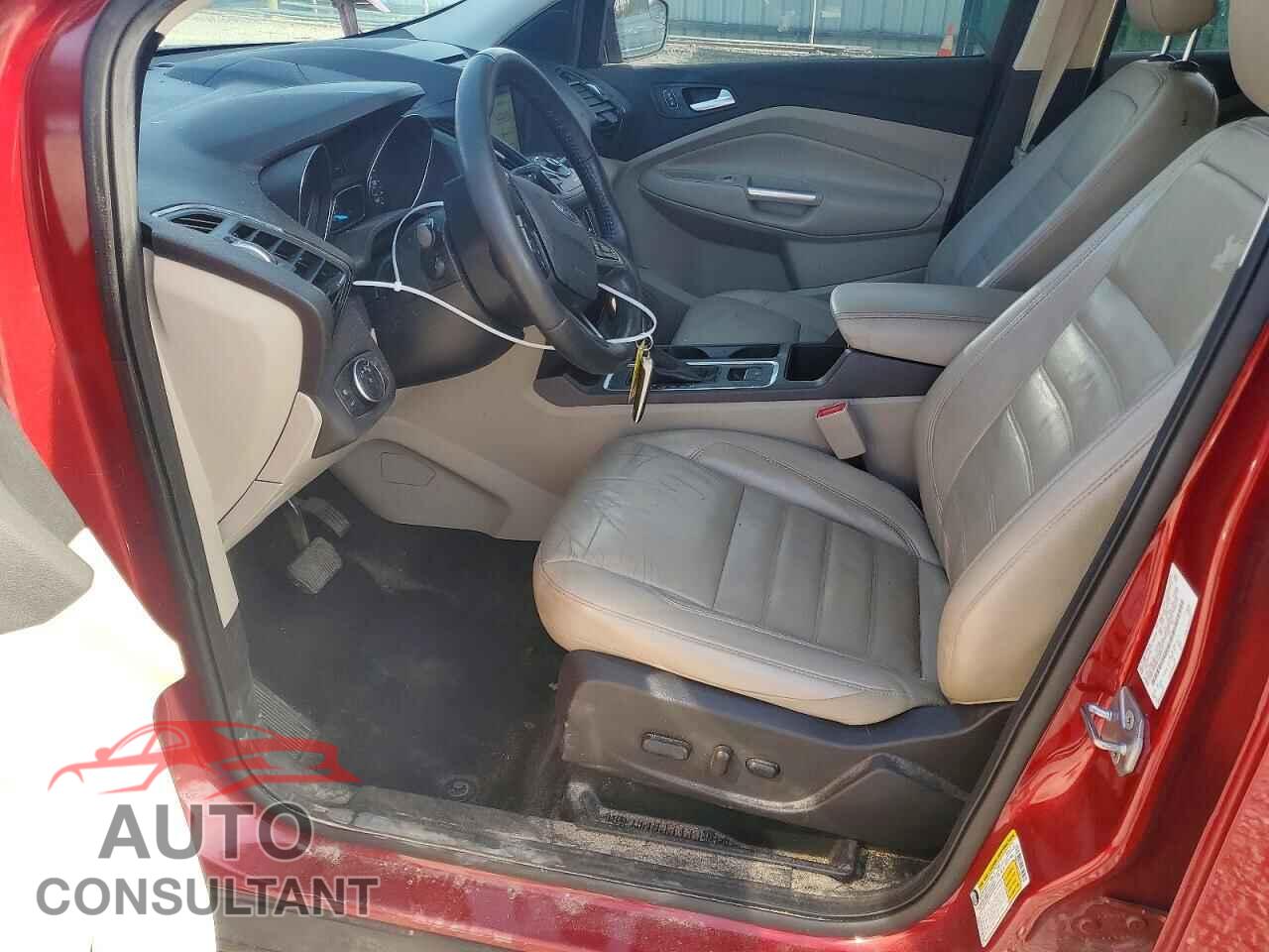FORD ESCAPE 2018 - 1FMCU0J93JUA48077