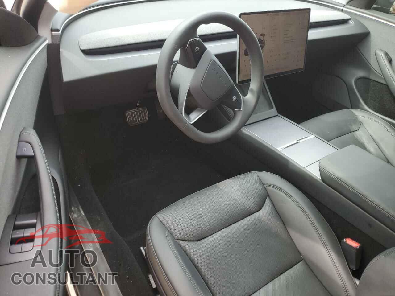 TESLA MODEL 3 2024 - 5YJ3E1EA5RF757691